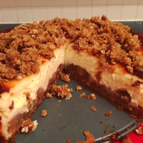 Finished apple cheesecake